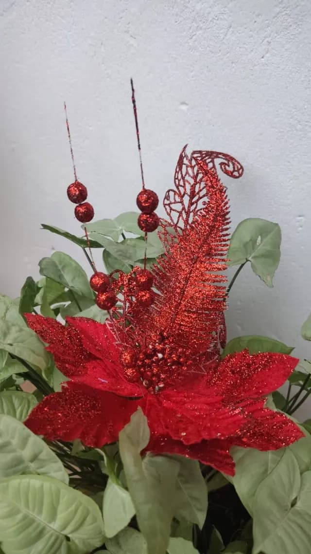 Flor roja con semillas, 42 cm